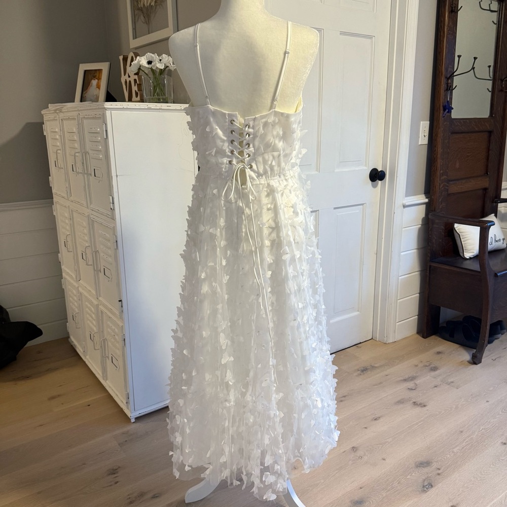 Lulu's Time To Fly Midi Dress - Picture 5 of 7